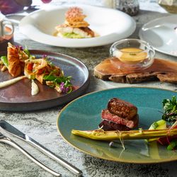 限定開催＊雲丹×和牛試食＆1.6万GIFT｜地上215m上質レストラン