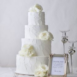 ストリングス ウエディングヒルズの料理・ウェディングケーキ写真6枚目