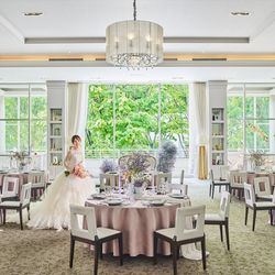 【当館予約数1位】貸切邸宅×4ｍの窓から広がる緑