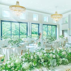 《平日&1件目がお得★》祝福の街散策×上質大聖堂&試食★ALL体験