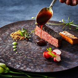 〈平日人気No.1☆〉豪華料理試食&大聖堂体験相談会