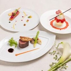 【豪華10大お年玉特典】絶品豪華試食×チャペル見学×安心相談会