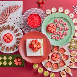 【美食体験】贅沢ホテルビュッフェ付き＊ガーデンチャペル見学