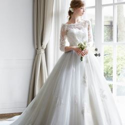 モンサンミッシェル大聖堂 のドレス・和装写真1枚目