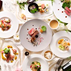 モンサンミッシェル大聖堂 の料理・ウェディングケーキ写真3枚目