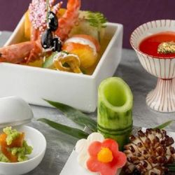 響 丸の内の料理・ウェディングケーキ写真2枚目