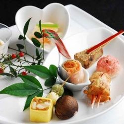 響 丸の内の料理・ウェディングケーキ写真5枚目