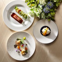 ＼月1開催／国産和牛試食×ドレス&挙式体験×140万円特典