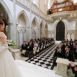 グラストニアの写真1枚目