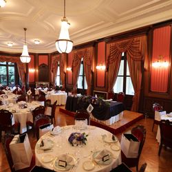 綱町三井倶楽部の写真2枚目