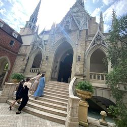 グラストニアの写真1枚目