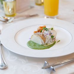 南青山サンタキアラ教会の写真2枚目