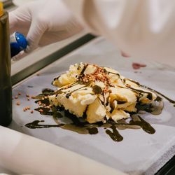 アニヴェルセル 白壁の写真2枚目