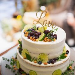 ラソールガーデン大阪の写真1枚目