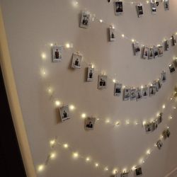 受付でチェキを撮ってもらい、メッセージを書いて飾ってもらう。とてもかわいい空間になったし、後からメッセージを確認して幸せな気持ちになったし、2度最高でした。