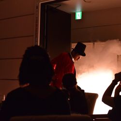 大好きな映画のワンシーンを再現した新郎の登場