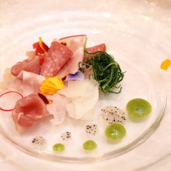 ストリングス ウエディングヒルズの写真3枚目