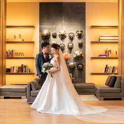 バジルの会場のホワイエ。帽子がたくさんあってとっても可愛くてフォトジェニックです。
披露宴会場がバジル以外だと、こちらの撮影は難しい場合があるそうです。