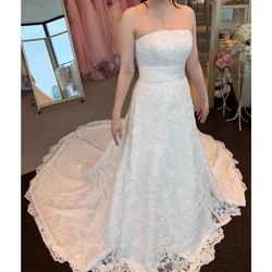 ドレス試着👗@Amtteliebe
ビジューの分そこそこ重さもある(笑)