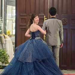 ❁ネイビーロザリアの後ろ姿と赤い絨毯がお気に入り❁