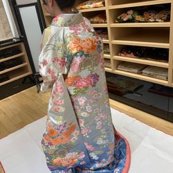 タカミブライダル 色打掛1着目