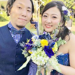 ヘアアクセサリーにも同じ花を使用
友人制作