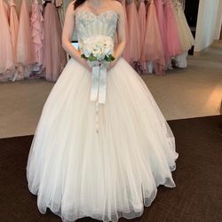 ドレス試着👗@Amtteliebe
見た瞬間これ可愛い~!!!ってテンション
上がった「Valerie」というドレス👗