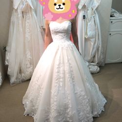 運命のドレス👰
全体のスパンコールがより豪華✨✨🥰