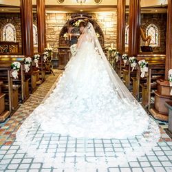 mioさんの披露宴・挙式カバー写真