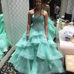 グラストニアの写真2枚目