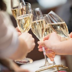 skwd67さんの披露宴・挙式カバー写真