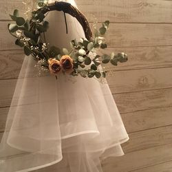 いろんな写真を資料に
手作りリースブーケ?!
想像通りのものになりました☺️?
・ローズ
・ユーカリ
・かすみ草
の、ドライ加工からしました。
可憐が過ぎる組み合わせ...♡( ;  ; )