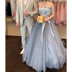 ドレス試着👗@Amtteliebe
ブルーグレーのカラードレス✨
このくすみカラーが好み♡