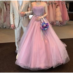 ドレス試着👗@Amtteliebe
彼はシャンパンゴールドのタキシード🤵
私はパープルのドレス