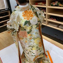 タカミブライダル 色打掛2着目