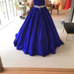 クチュールナオコさんのドレス❤️
一目惚れだし、このワンポイントが可愛い???
オフショルにも出来て、2wayにも3wayにもアレンジ出来て楽しそう♡
