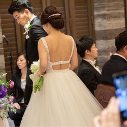 珍しいバックスタイルに一目惚れ✨