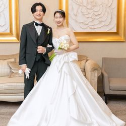 ザ ストリングス 表参道で挙げたaiwd__1102さんの結婚披露宴・挙式カバー写真3枚目