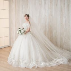 riru__weddingさんの披露宴・挙式カバー写真