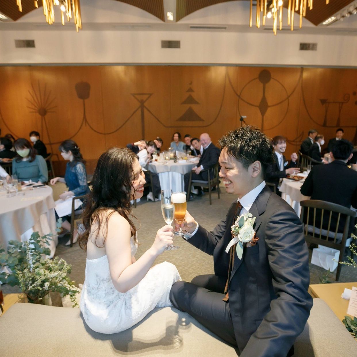 披露宴パーティのカバー写真