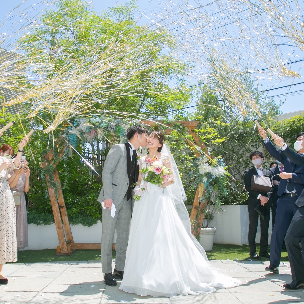 披露宴パーティのカバー写真