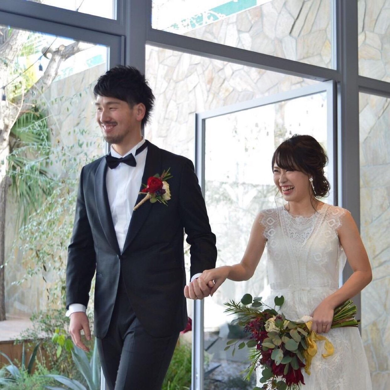 披露宴パーティのカバー写真