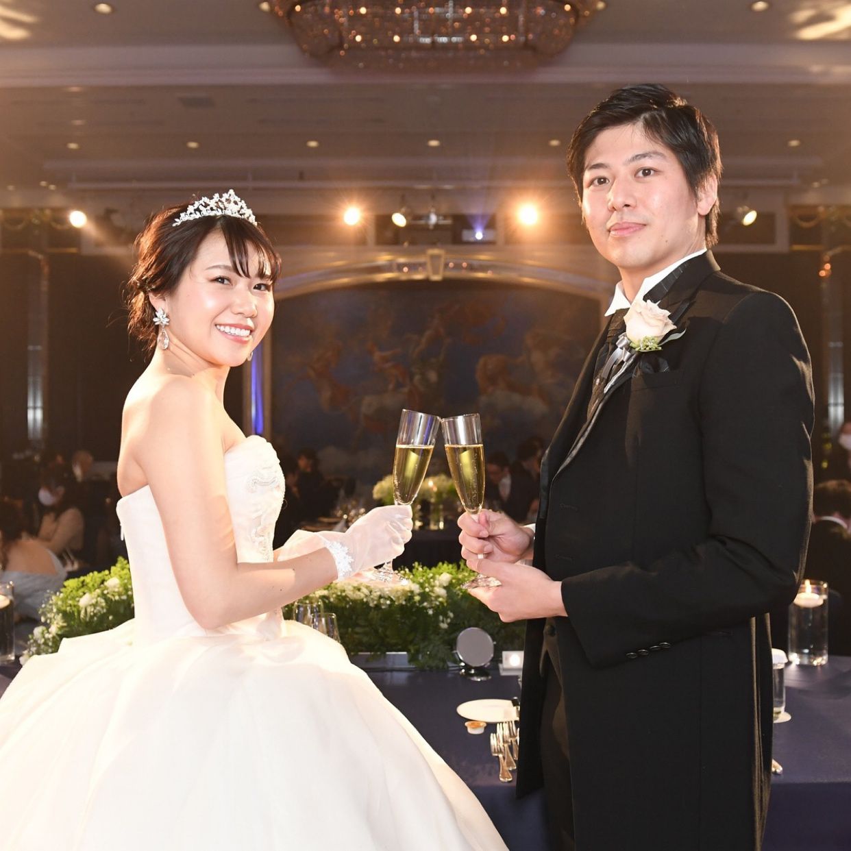 披露宴パーティのカバー写真