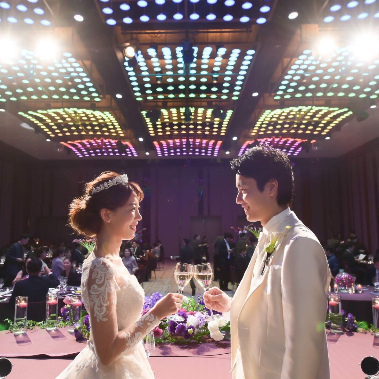 披露宴パーティのカバー写真