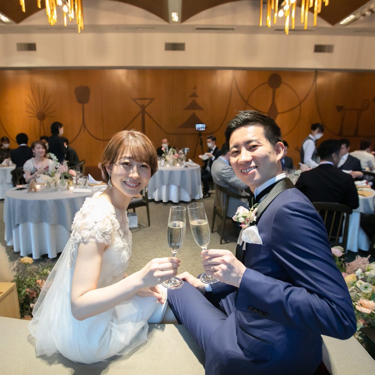 披露宴パーティのカバー写真