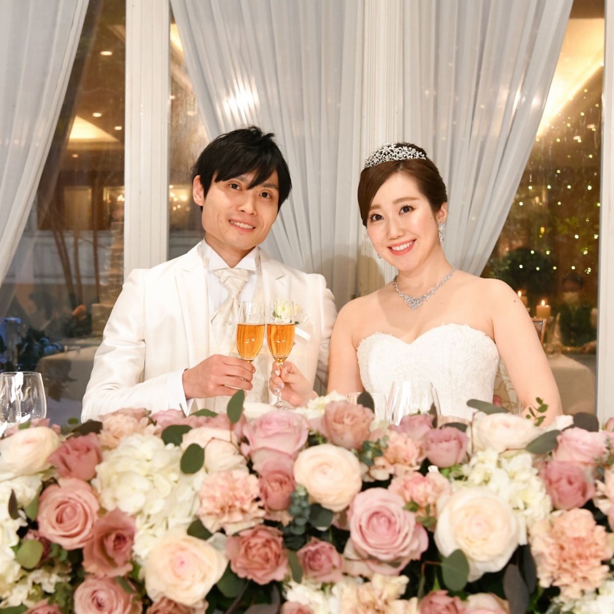 披露宴パーティのカバー写真