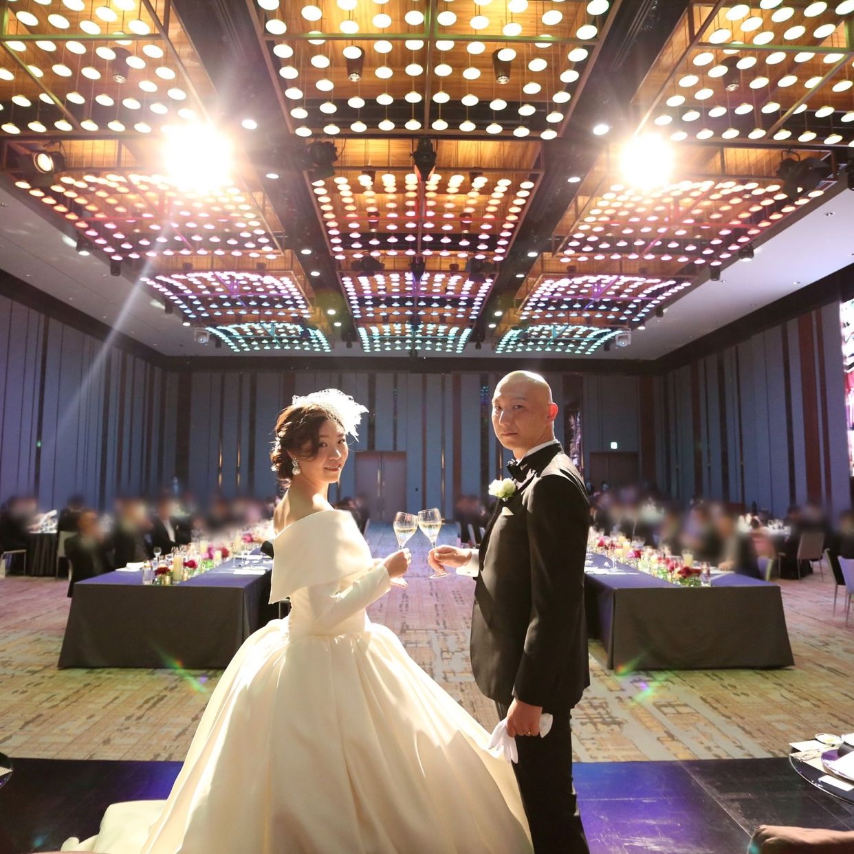 披露宴パーティのカバー写真