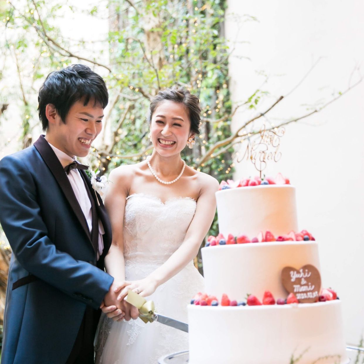 披露宴パーティのカバー写真