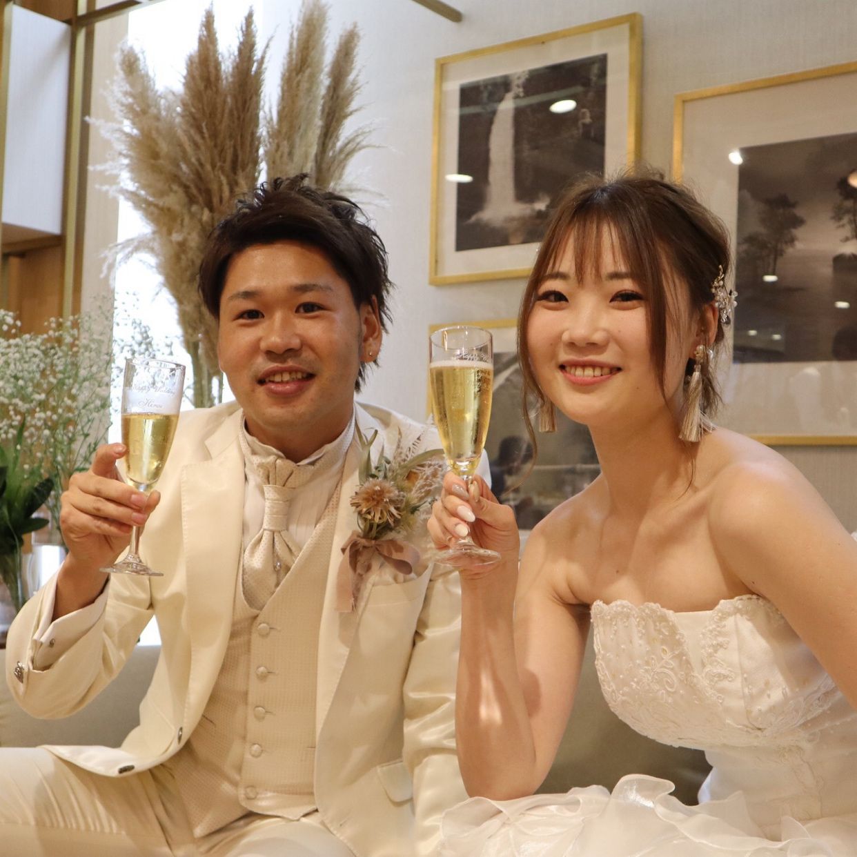 披露宴パーティのカバー写真