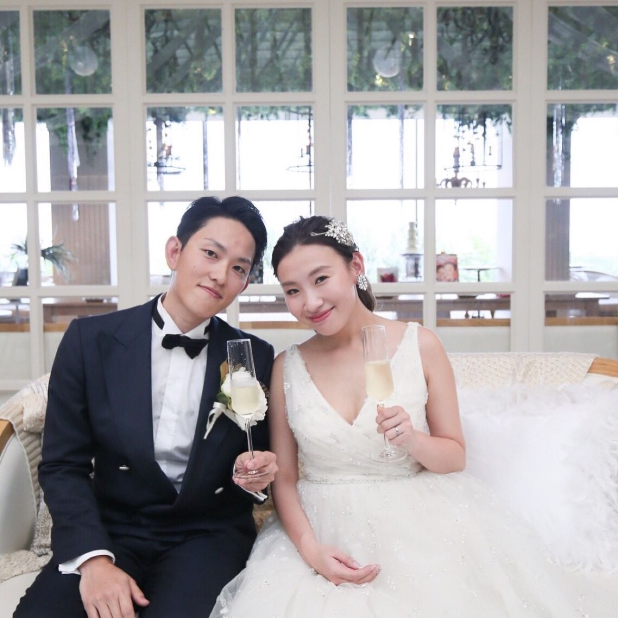 披露宴パーティのカバー写真